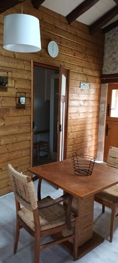 Les Gites Du Hameau Avec Piscine Castelnau-sur-Gupie Zewnętrze zdjęcie